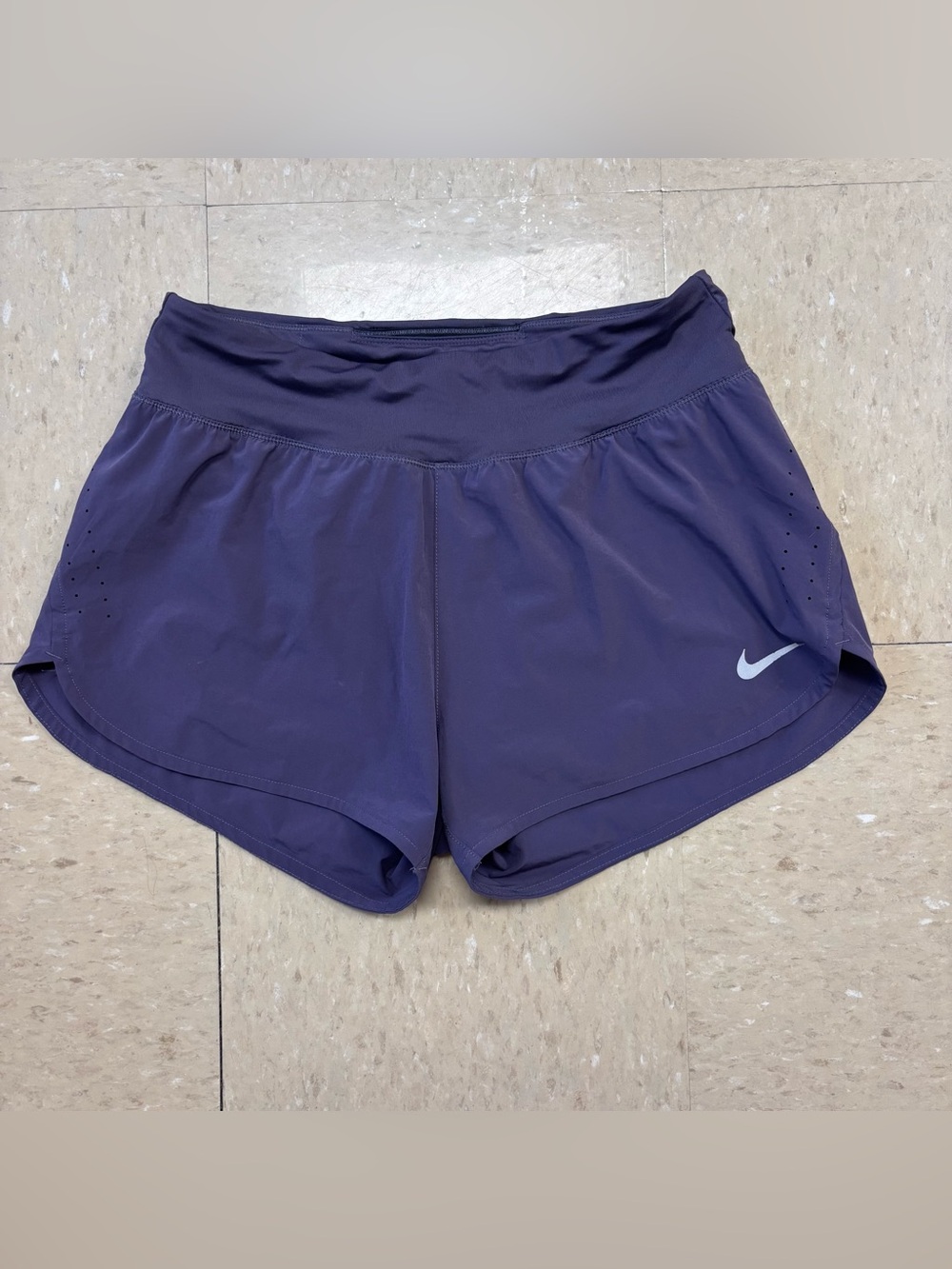 Nike women’s running athletic lined shorts purple medium